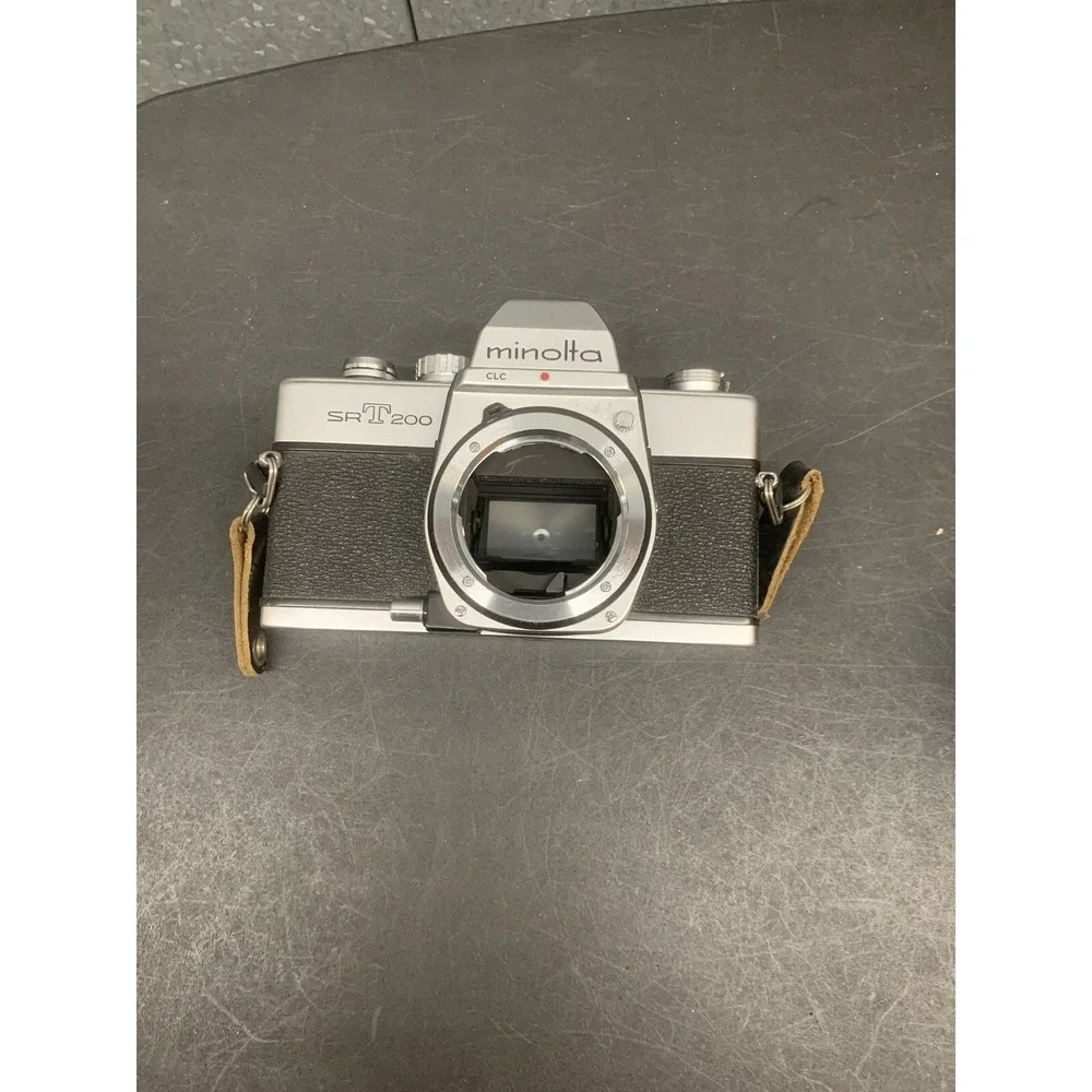 Minolta SRT 200 Camera Body - Not Tested